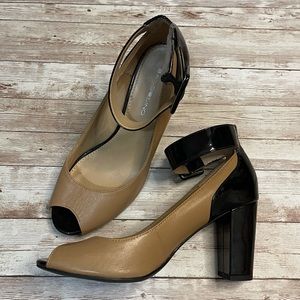 Two-Tone Bandolino Heel